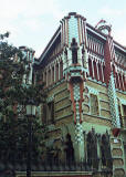 Gaud: Casa Vicens, con una profusa decoracin cermica.