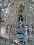 Gaudí: Sagrada Familia  Fachada de la Natividad  Portal de la Esperanza