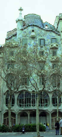 Gaudí: Casa Batlló, Fachada