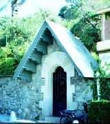 Sagnier i Villavecchia: Casa Arnús - El Pinar - Porta al jardí