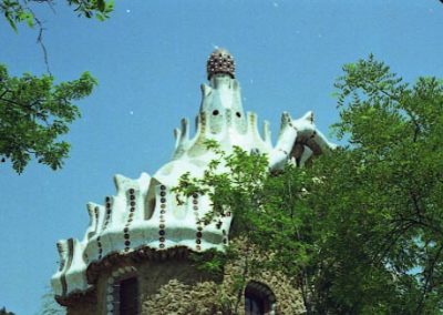 G_Park_Guell_Edifici_administratiu_Teulada