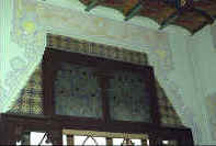 Puig i Cadafalch: Casa Coll i Regs, Matar; Porta decorada