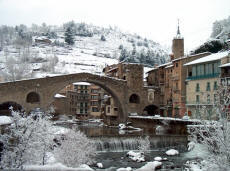 Camprodon: El Pont Nou (Puente Nuevo) en invierno