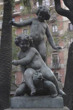 Eduard B. Alentorn: Fontaine de la Tortue  Place Goya / C. Seplveda  -  Barcelone