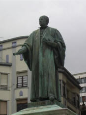 Fux�: Statue de G. M. de Jovellanos � Gij�n - Espagne