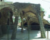 Gaudí: Portic de la Cripta de la Colònia Güell a Santa Coloma de Cervelló