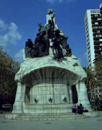 Llimona:  Monument al Dr. Robert  Barcelona