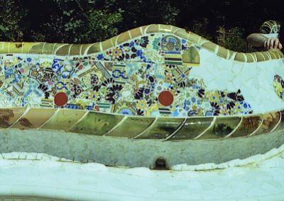 G_Park_Guell_Banc_v_frontal_11